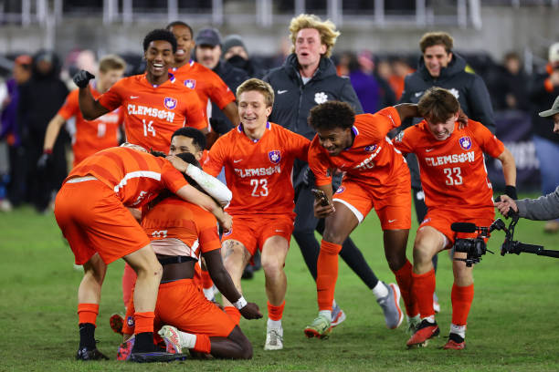 赛事机会奠 赛事机会奠