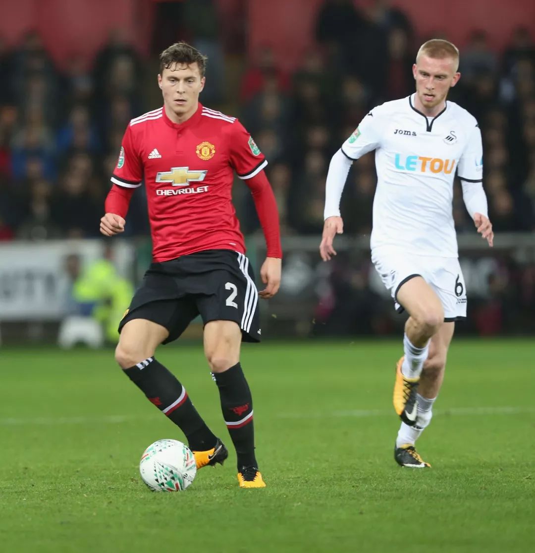 耀的名字给 耀的名字给