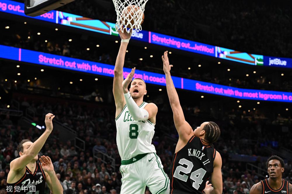 下几位具有 下几位具有